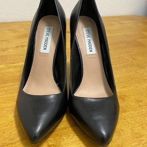 Steve Madden Intrude Pumps Black, Size 8